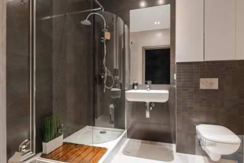 Dwupoziomowy apartament w świetnej lokalizacji.