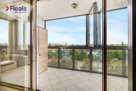 3 pokoje oddzielna kuchnia apartamentowiec Stegny