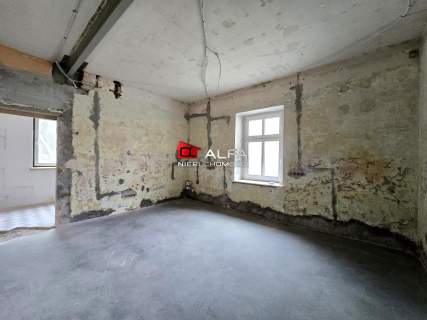 Przestronne mieszkanie z ogródkiem - Lubachów 