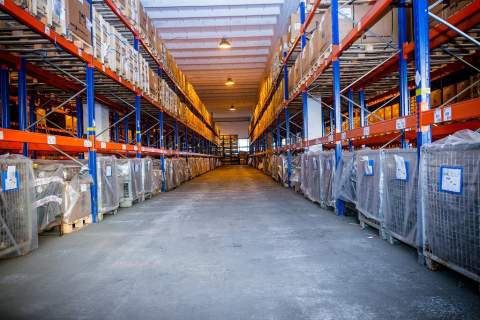 Wynajem Magazynu 8 000m2 I Częstochowa, 9 000 miejsc pal.