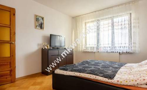 Sadyba-233 m, 427 m działka, 6 pokoi - polecam