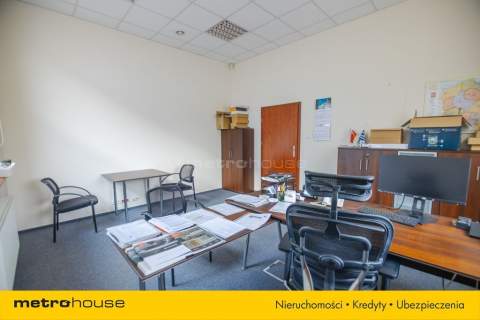 Na sprzedaż obiekt magazynowo-biurowy