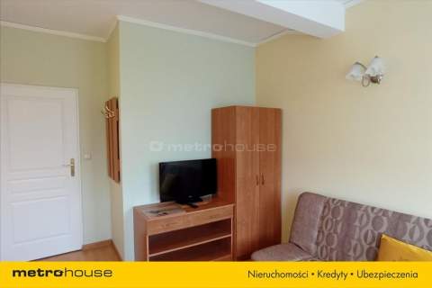 SŁONECZNY APARTAMENT W USTCE 700 METRÓW OD MORZA