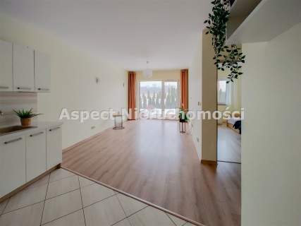 Apartament 2 pokojowy z ogródkiem 
