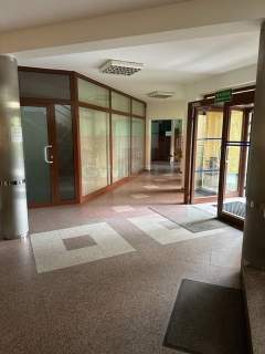 Nieruchomość komercyjna do wynajęcia, 136 m2, Warszawa