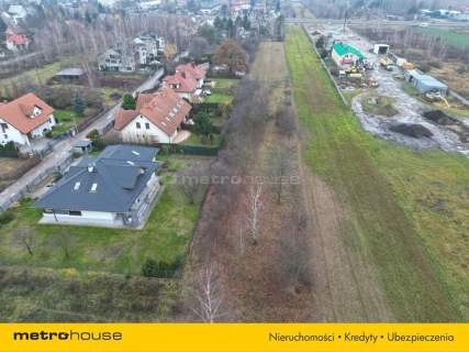 Działka z przeznaczeniem usługowo mieszkaniowym