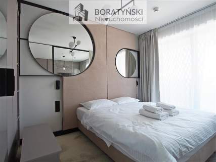 Apartament w wysokim standardzie, balkon, baseny