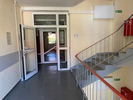 Biuro blisko centrum tramwaj super widok z okna
