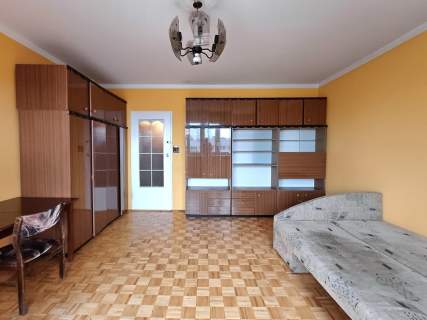 Mieszkanie do remontu balkon piwnica