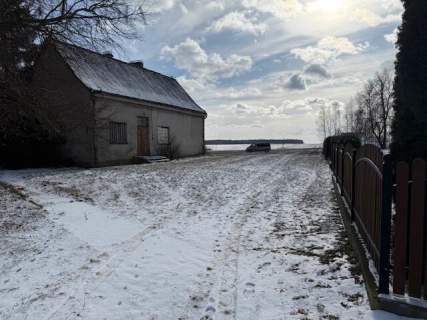 Na sprzedaż stara szkoła w Siekierkach gmina Tykocin z działką...