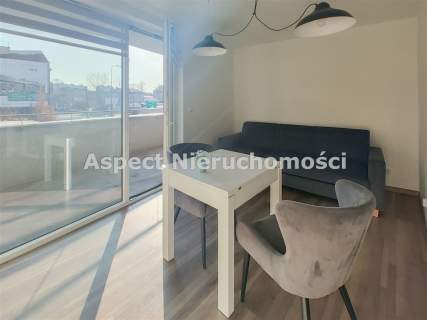 Na sprzedaż umeblowana kawalerka w Apartamentowcu