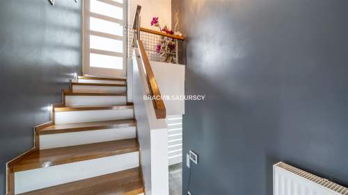 Wolnostojący dom Opatkowice-180 m działka 11arów