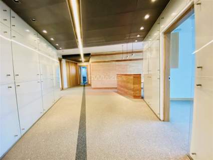 Nieruchomość komercyjna do wynajęcia, 258 m2, Warszawa
