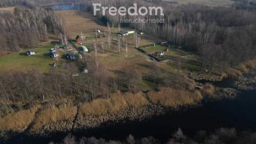 Mazury działka rekreacyjna z linią brzegową