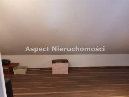 Nowoczesny dom z basenem