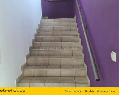 Nieruchomość komercyjna na sprzedaż, 640 m2, Łódź