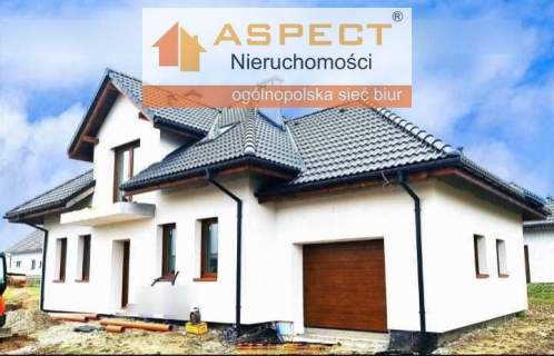 Przestronny nowy dom w stanie deweloperskim