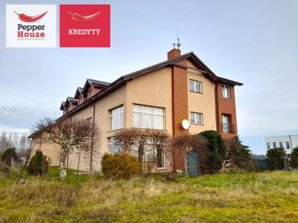Lokal na hotel restauracę warsztat z mieszkaniem