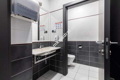 LUX 320m BIURO Z 3 GARAŻAMI w BIUROWCU PRZY METRZE
