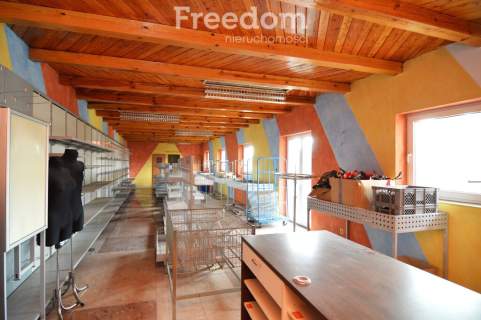 Lokal 116m2 w centrum Gorzkowic ul. Rynek 1 piętro