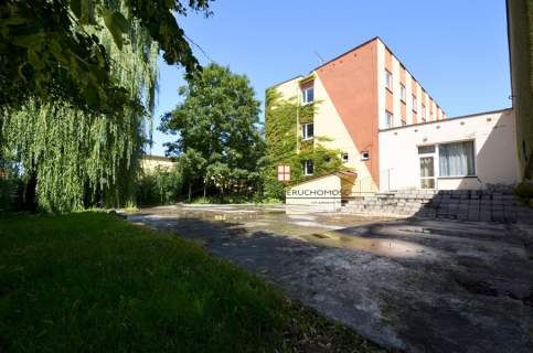 Obiekt turystyczny koło Jarosławia /Makowisko