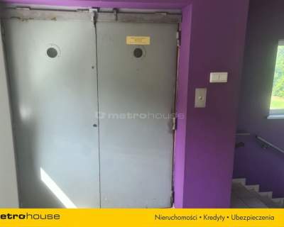 Nieruchomość komercyjna na sprzedaż, 640 m2, Łódź