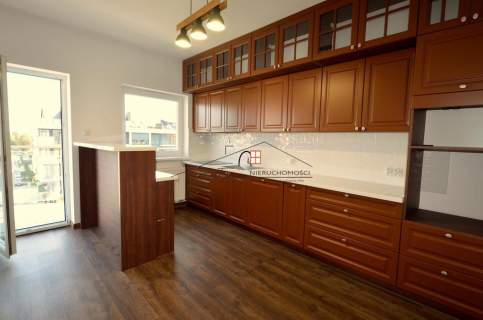 Apartament z widokiem na park 