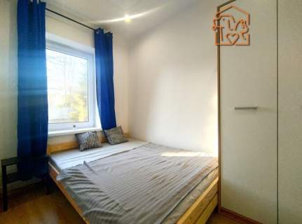 Wynajmę jasne 2 pokoje, pet friendly, Skarbnika 21