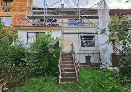 Dom 300m2, 9 pokoi