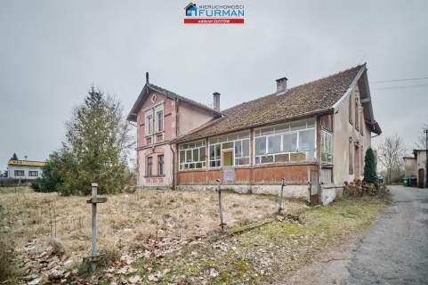 Duże mieszkanie w zabytkowym budynku, Lędyczek