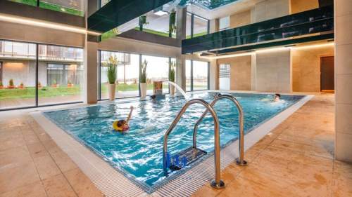 2- pokojowy Apartament z basenem 400m od plaży