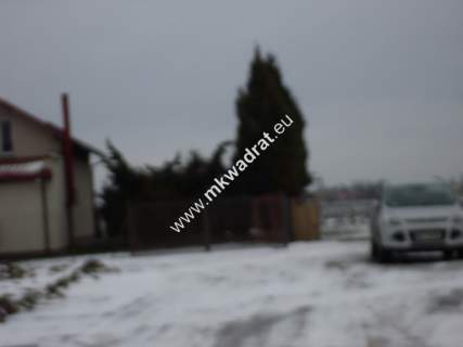 Działka 6450 m2 z domem i halą.