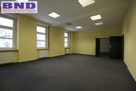 Nieruchomość komercyjna do wynajęcia, 790 m2, Gliwice