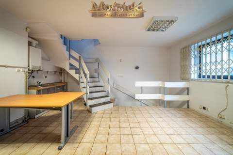Sprzedam lokal 82 m2 Ursynów Natolin przy Rosoła