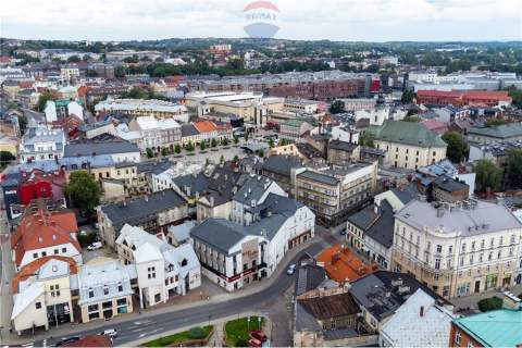 Kamienica w ścisłym centrum Bielsko-Biała 735 m2