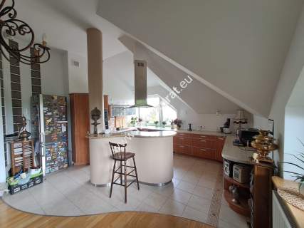 DOM 293m2 SERWIS SAMOCHODOWY 490m2