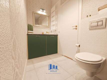 2-pokojowy apartament z klimatyzacją przy Porcie
