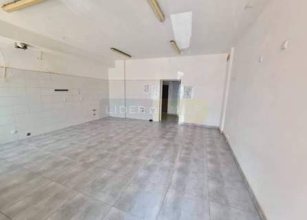 Nieruchomość komercyjna na sprzedaż, 90 m2, Warszawa