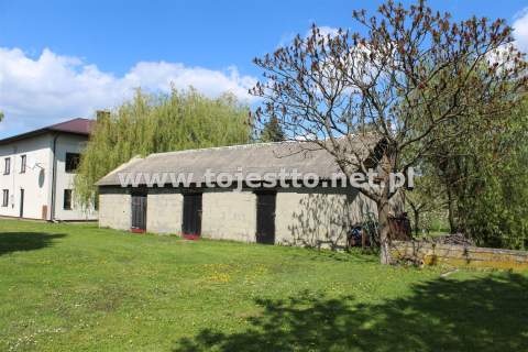 GRÓDEK, działka zabudowana 1700m2, dom budynki