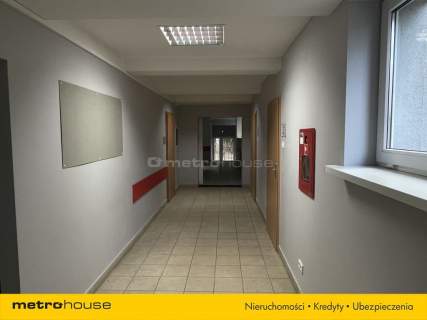 Nieruchomość komercyjna na sprzedaż, 640 m2, Łódź