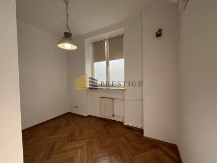 Lokal 4 pomieszczenia, obok Metra