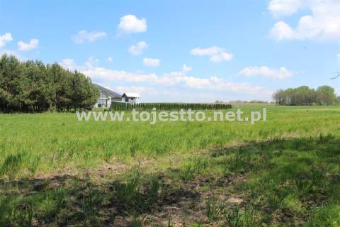 GRÓDEK, działka zabudowana 1700m2, dom budynki