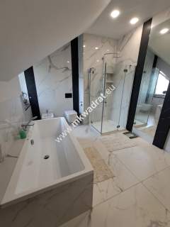 DOM 293m2 SERWIS SAMOCHODOWY 490m2