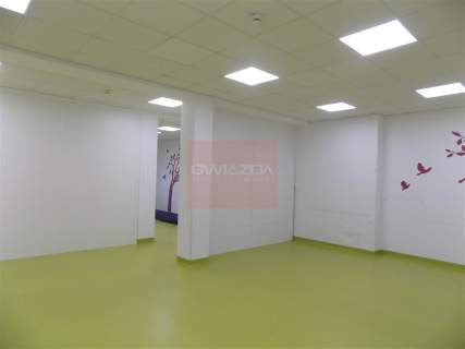 Nieruchomość komercyjna do wynajęcia, 130 m2, Warszawa