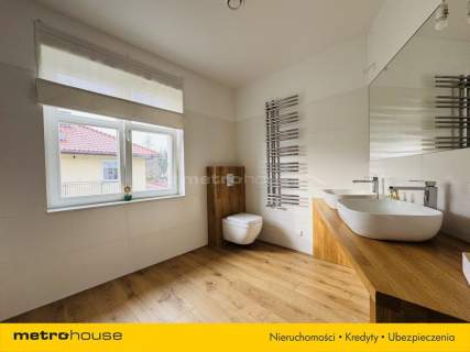 Nowoczesny dom klasy premium w zielonej okolicy
