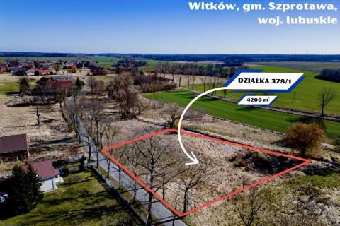 Na sprzedaż działka budowlana 4200 m