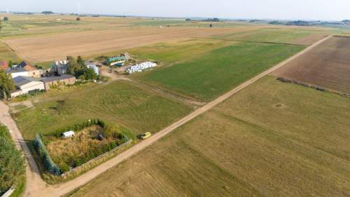 Działka budowlana Lubsza 768m2