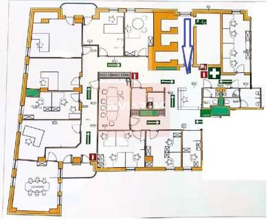 Nieruchomość komercyjna do wynajęcia, 301 m2, Warszawa