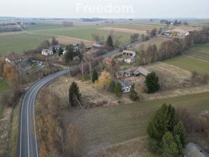 Działka z budynkiem mieszkalnym w Osowej 18