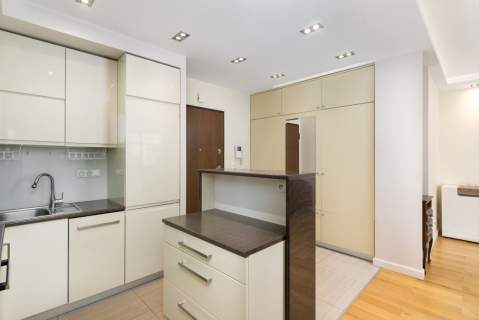 Apartament 3 pokoje - spacerem do plaży Dostępny